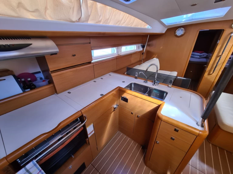 Pronájem lodi Jeanneau Jeanneau 53 v Rogoznica na Samboatu