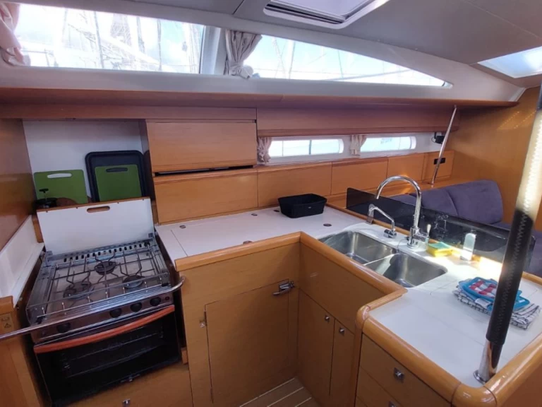 Pronájem lodi Jeanneau Jeanneau 53 v San Miguel De Abona na Samboatu