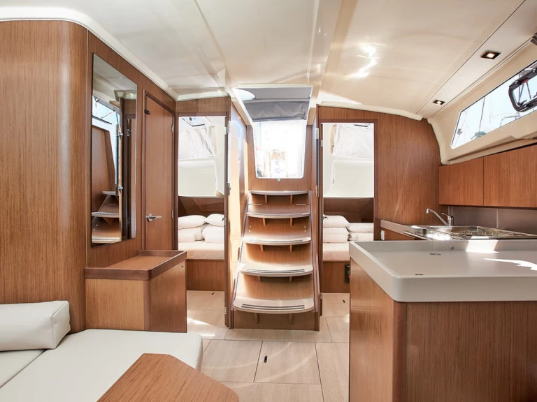 Plachetnice k pronájmu v Kaštela za nejlepší cenu