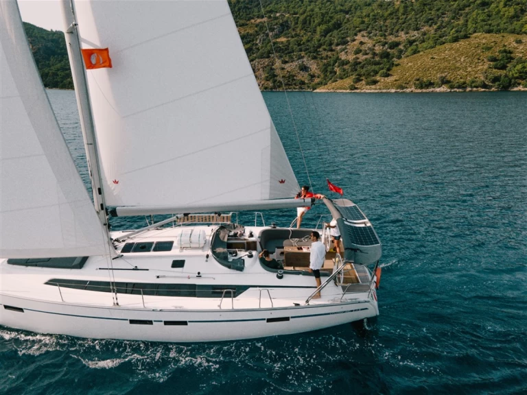 Pronájem Plachetnice v Fethiye -Bavaria Cruiser 46