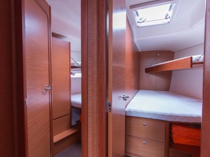 Pronajmout si Dufour Dufour 460 Grand Large v Zaton