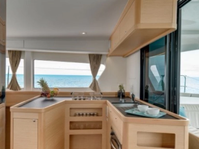 Pronájem Katamarán v Jolly Harbour -Lagoon Lagoon 42