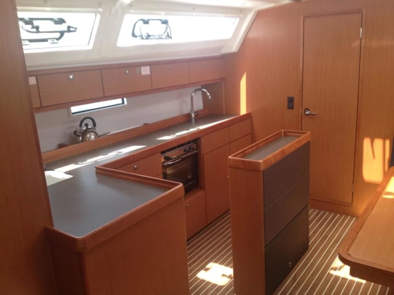 Pronájem jachty v Alimos -Bavaria Cruiser 46 na Samboatu