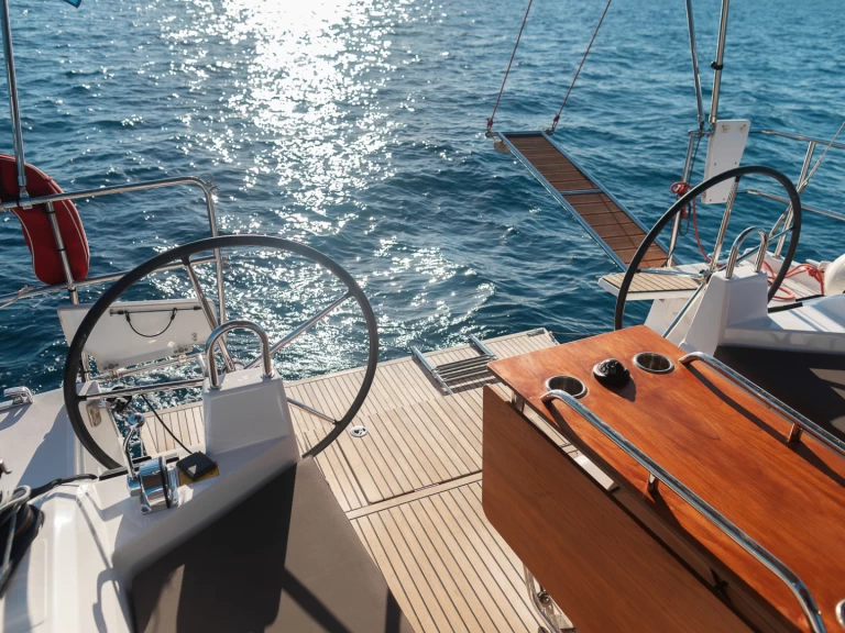 Bénéteau Oceanis 40.1 jednotlivci a charterové společnosti v Lefkáda