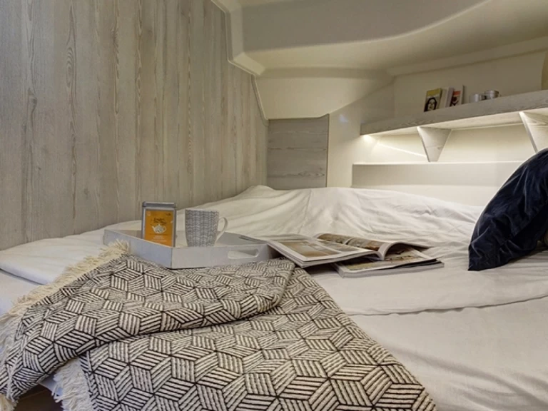 Pronájem lodi Smiths Falls lákavé ceny Horizon 2