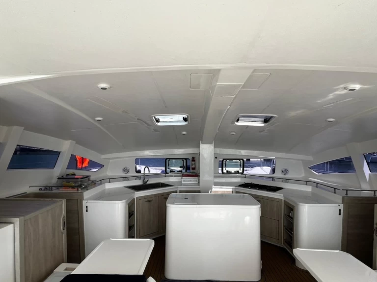 Pronajmout si Island Spirit Yachts Island Spirit 410 v Mai Khao