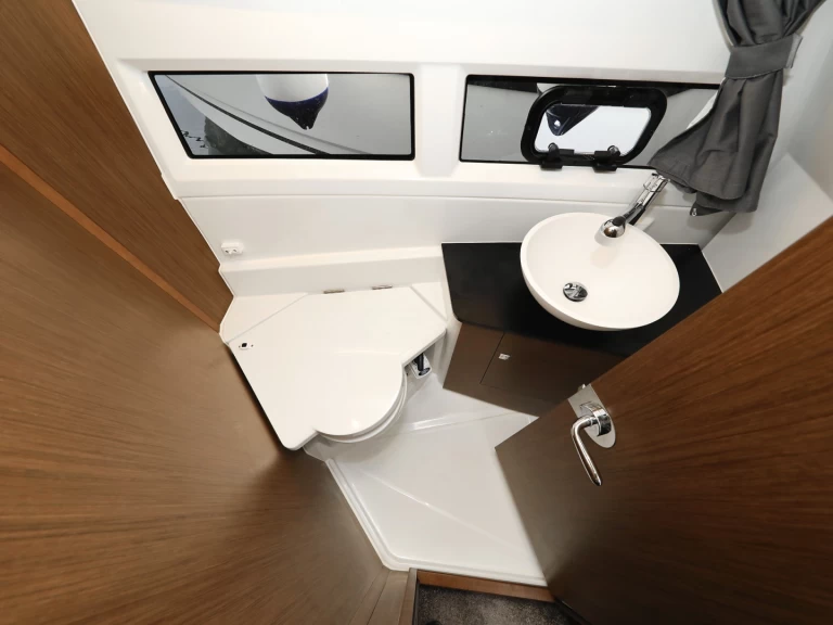 Motorová loď k pronájmu v Biograd Na Moru za nejlepší cenu