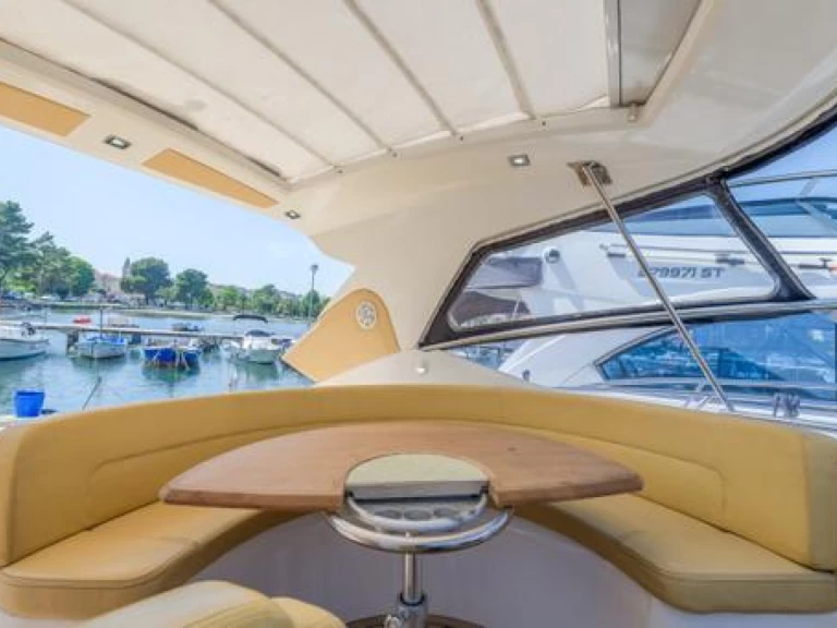 Pronájem lodi Split lákavé ceny C42