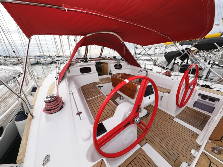 Pronájem lodi Šibenik  lákavé ceny Impression 444