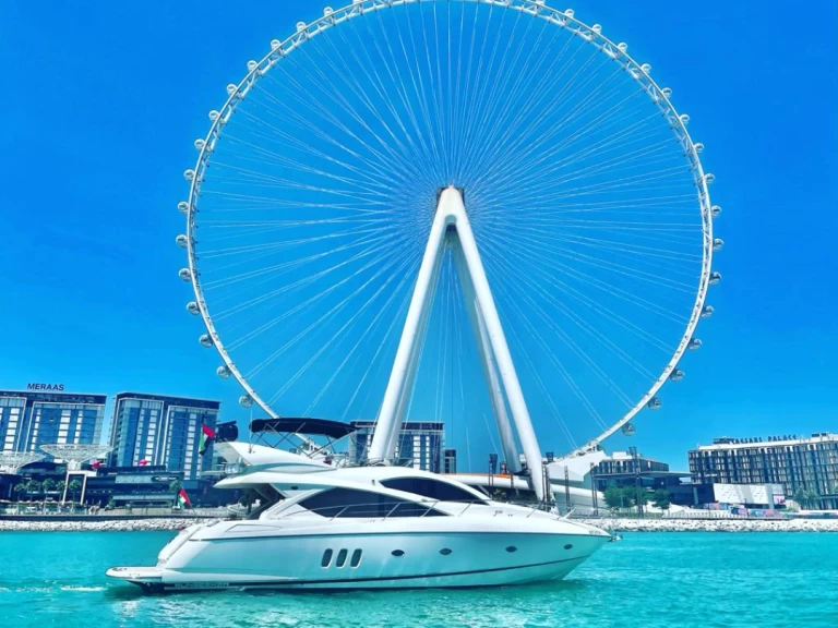 Pronajmout si Sunseeker 70  v Dubai Marina