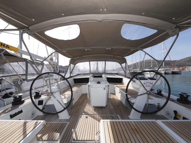 Pronajmout si Bénéteau Oceanis 46.1 v Trogir