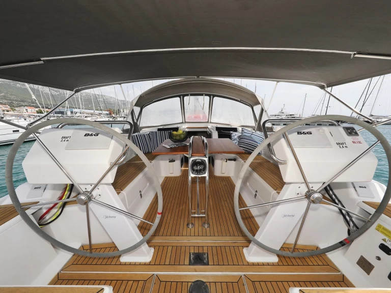 Hanse Hanse 455 jednotlivci a charterové společnosti v Šibenik 