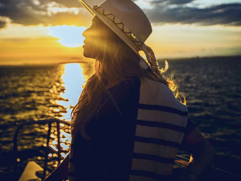 Katamarán k pronájmu v La Grande-Motte za nejlepší cenu