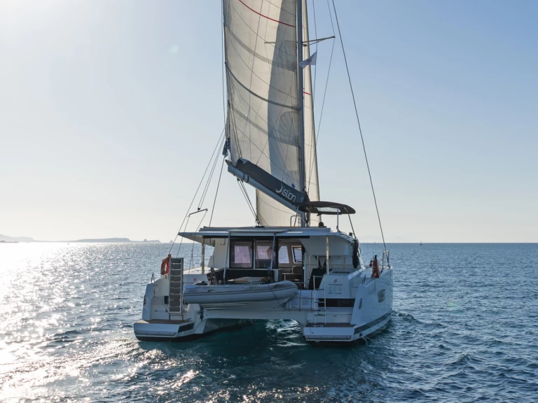 Pronajmout Katamarán se skipperem či ne Fountaine Pajot v Lefkáda
