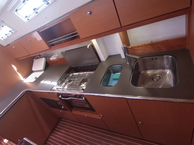 Pronájem Plachetnice Bavaria s licencí