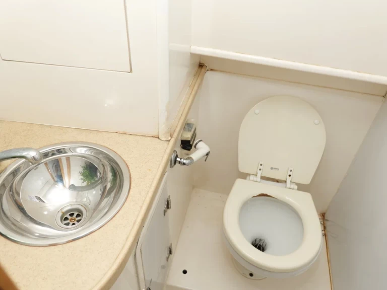 Pronájem lodi Custom Made 30 v Dubai Marina na Samboatu