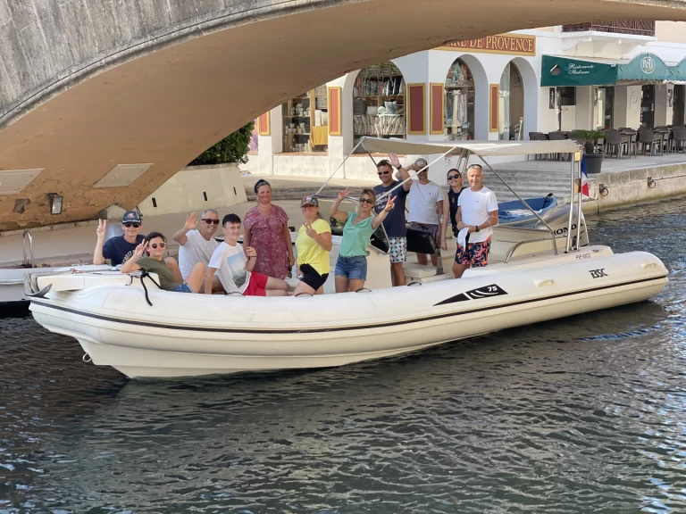 Pronájem lodi Port Grimaud lákavé ceny BSC 75