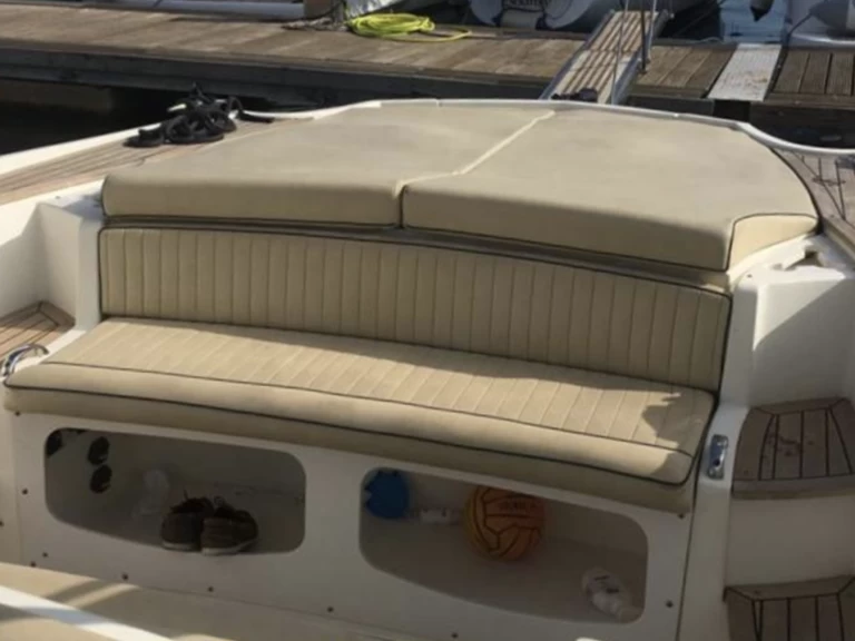 Pronájem lodi Porto Rotondo lákavé ceny Marlin Boat 38 Top