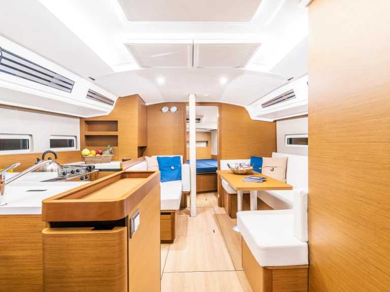 Pronájem Plachetnice v Alimos -Jeanneau Sun Odyssey 410