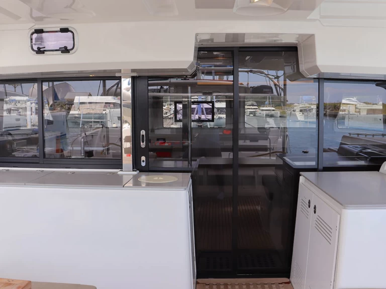 Pronájem lodi Road Town lákavé ceny Lagoon 46