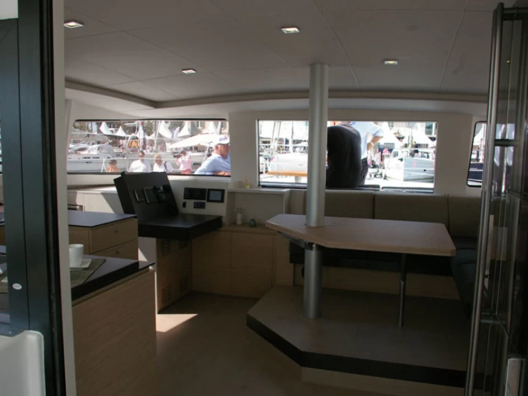 Pronajmout si Bali Bali 4.5 v Mai Khao