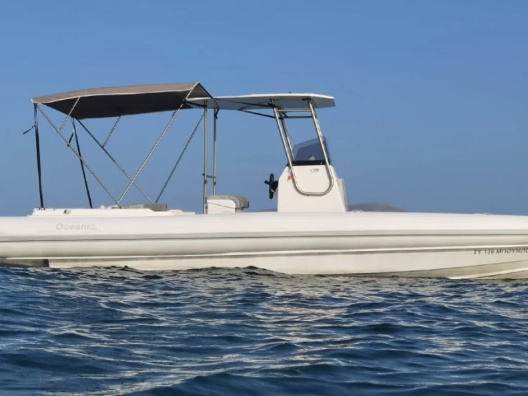 Pronájem Polotuhá loď Oceanic s licencí