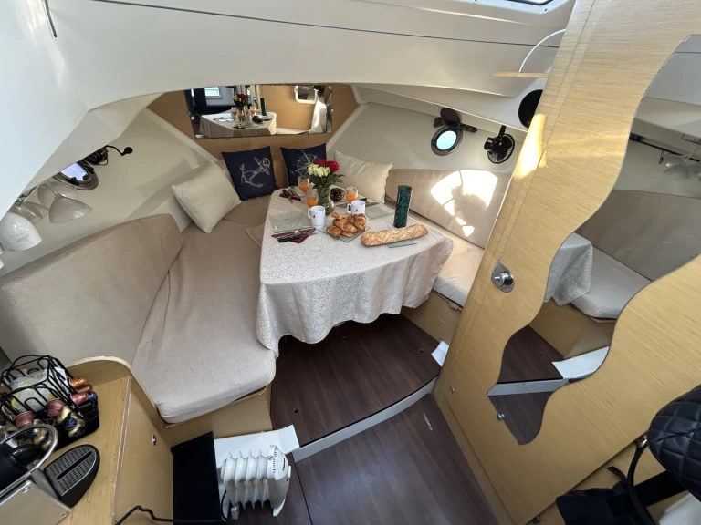 Pronájem jachty v Cannes -Bénéteau Flyer sundeck 850  na Samboatu