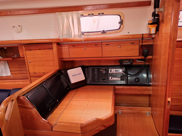 Pronájem Plachetnice Bavaria s licencí