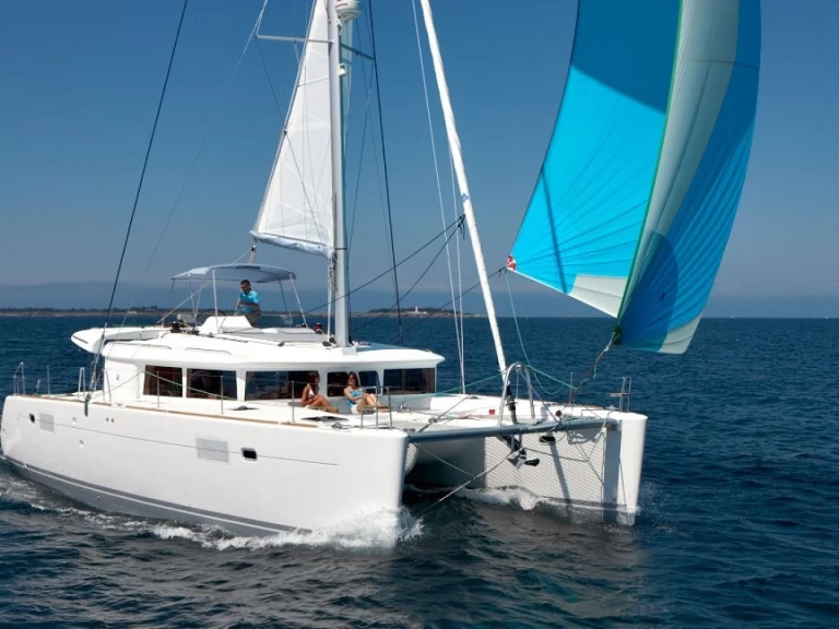 Pronájem lodi Le Marin lákavé ceny _Model not defined