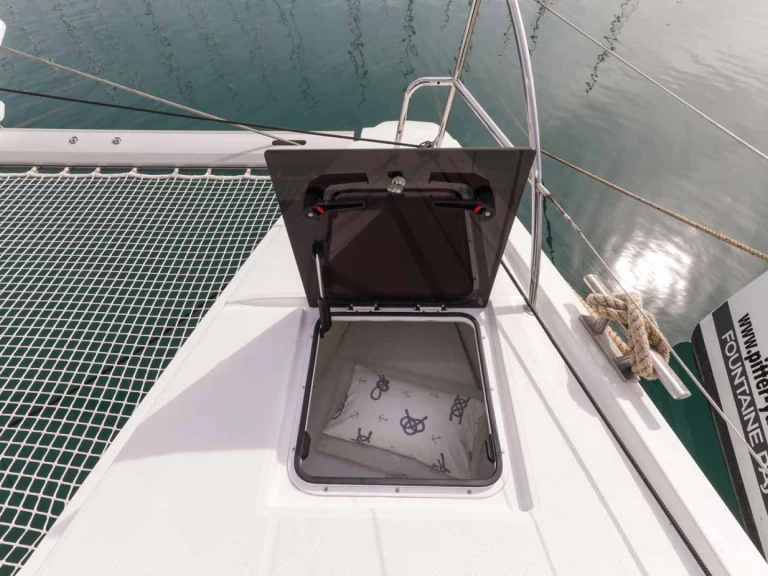 Fountaine Pajot Astrea 42 jednotlivci a charterové společnosti v Trogir