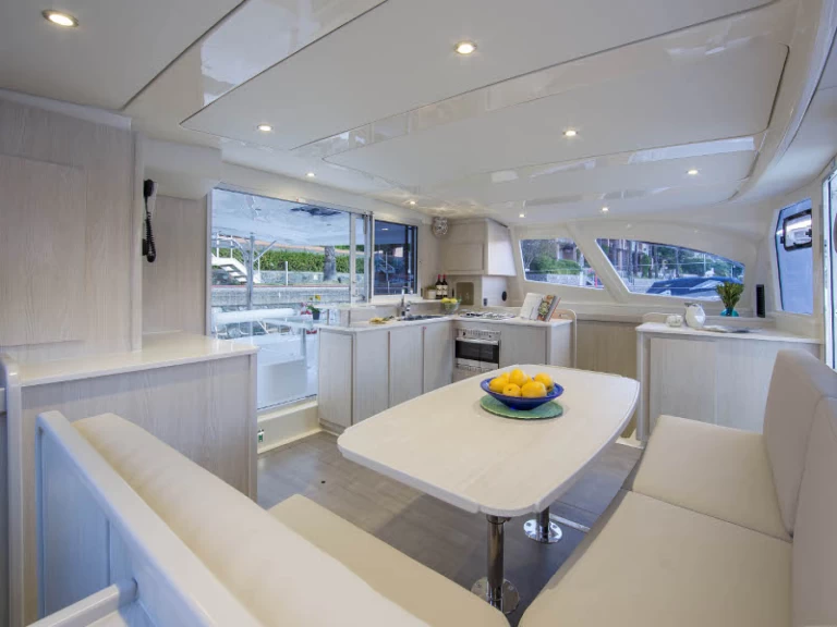 Pronájem lodi Leopard Leopard 44 v Adaköy na Samboatu