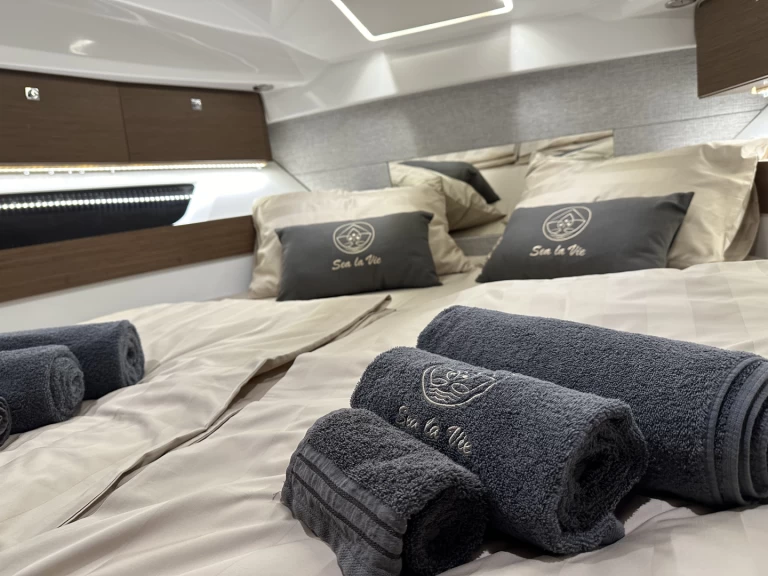 Pronájem lodi Umag lákavé ceny Merry Fisher 895 Offshore