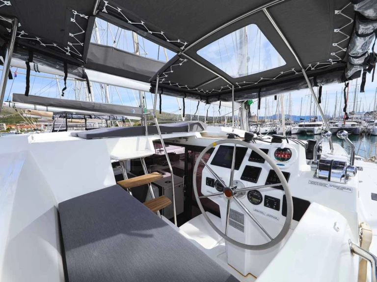 Pronájem jachty v Trogir -Fountaine Pajot Astrea 42 na Samboatu