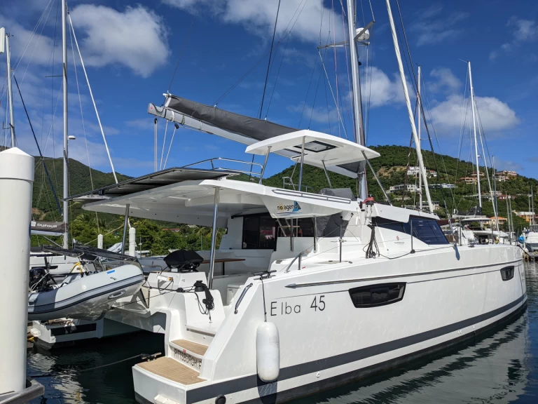 Fountaine Pajot Elba 45 jednotlivci a charterové společnosti v Marsh Harbour