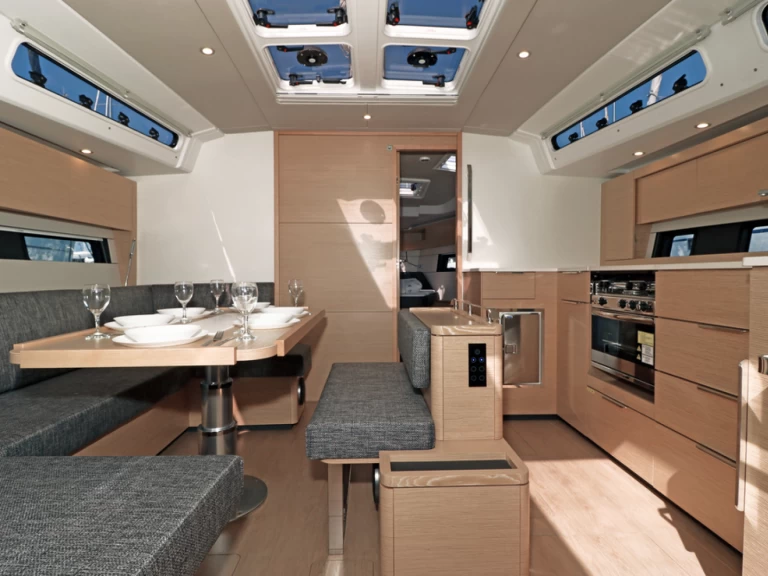 Pronájem Plachetnice Hanse s licencí