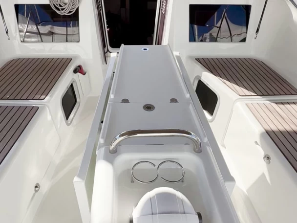 Pronájem lodi Palma de Mallorca lákavé ceny Sun Odyssey 410