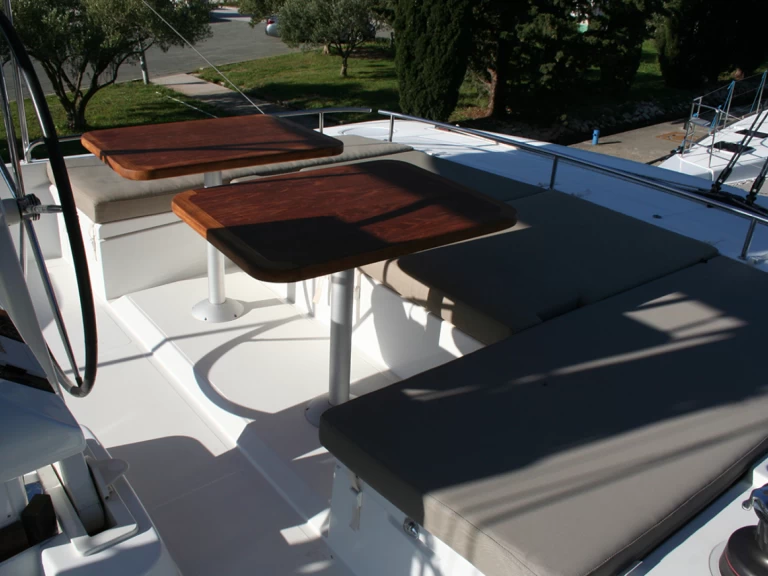 Pronájem lodi Lagoon Lagoon 52 F v Eden Island na Samboatu