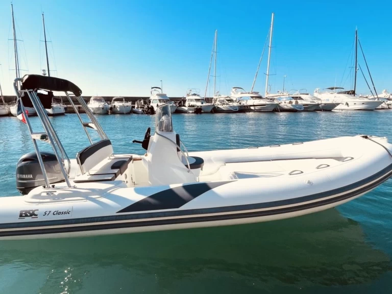 Pronájem Polotuhá loď v Cogolin -Bsc BSC 57