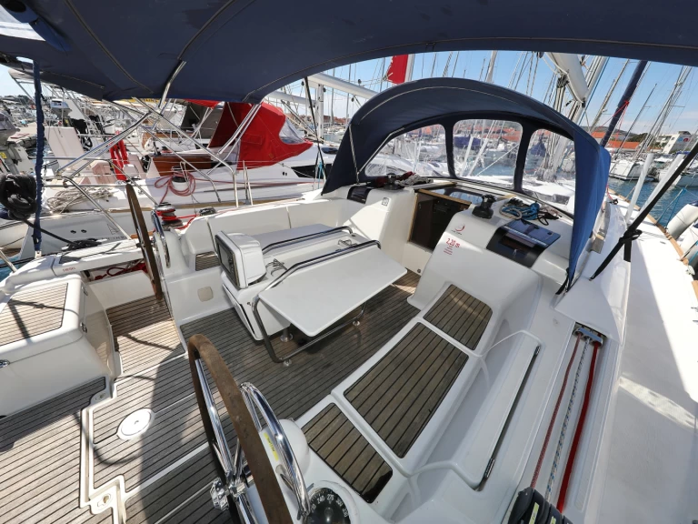 Plachetnice k pronájmu v Šibenik  za nejlepší cenu