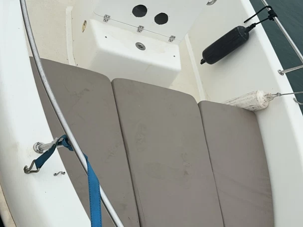 Arkos Open 587 jednotlivci a charterové společnosti v Fos-sur-Mer