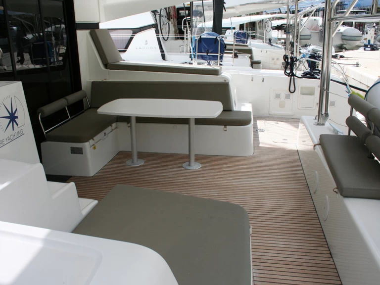 Pronájem Katamarán v Komolac -Lagoon Lagoon 42