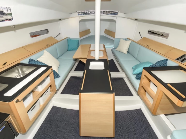 Pronájem Plachetnice Pogo Structures s licencí