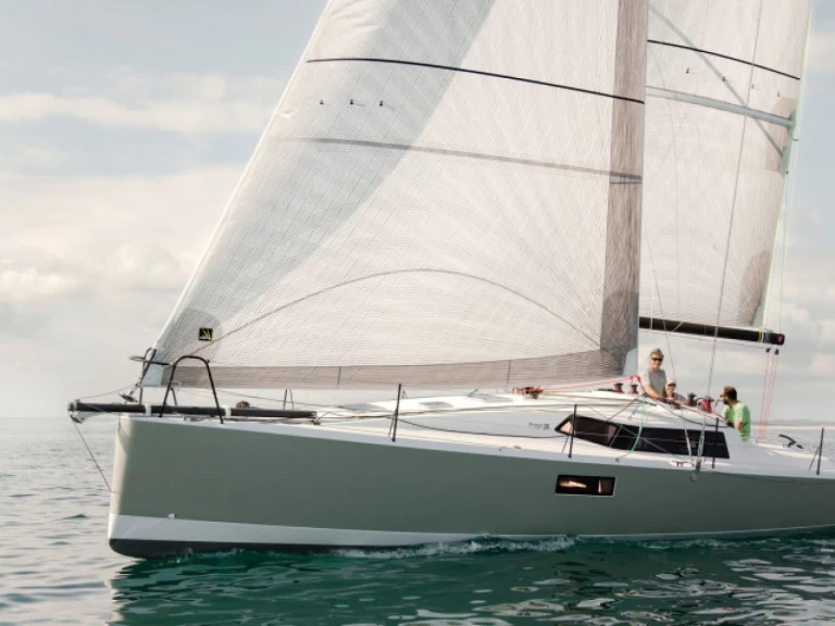 Pronájem lodi Pogo Structures Pogo 36 v La Trinité-sur-Mer na Samboatu