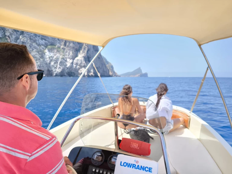 Pronájem lodi Santa Ponsa lákavé ceny Key Largo 22