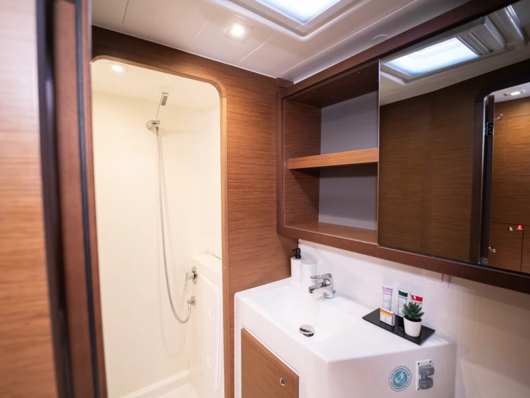 Pronájem lodi Fethiye lákavé ceny Lagoon 42