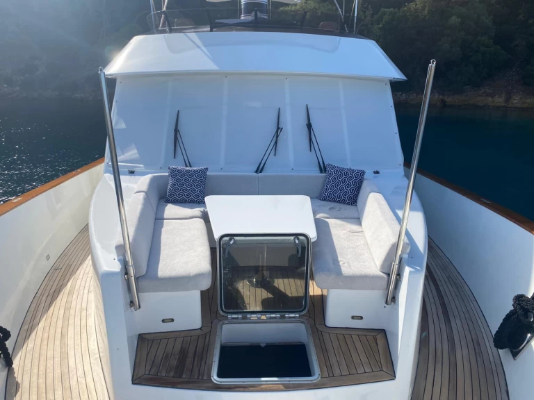  Trawler 77 jednotlivci a charterové společnosti v Fethiye