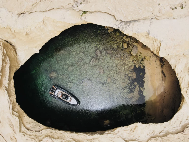 Lomac Adrenalina 9.5 jednotlivci a charterové společnosti v Porto-Vecchio