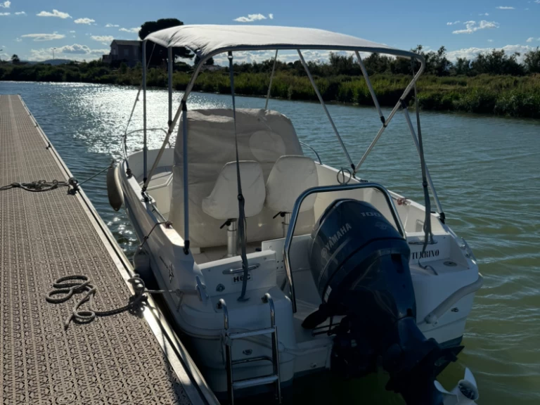 Pronájem lodi Palavas-les-Flots lákavé ceny Cap Camarat 5.5 CC Serie 2 Style