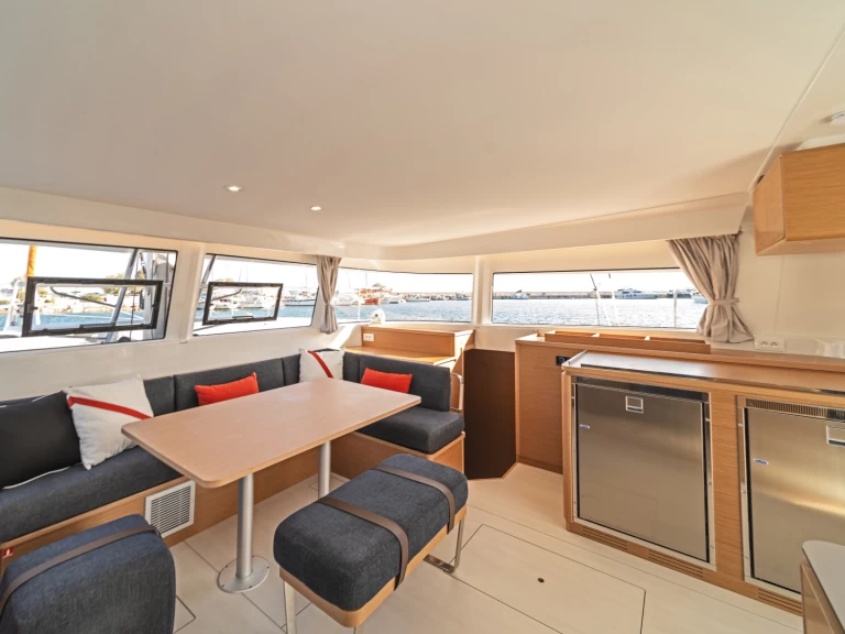 Pronajmout si Excess Excess 14 v Skradin