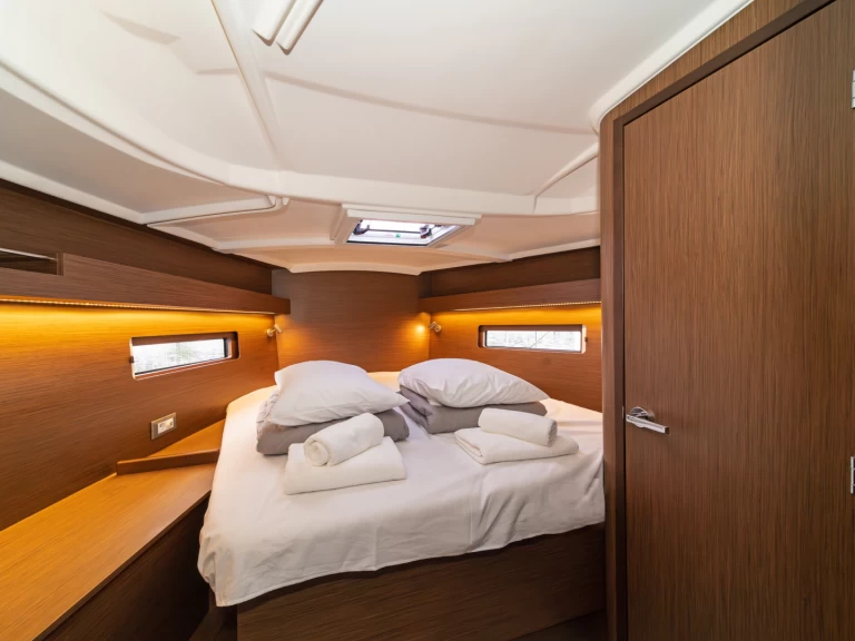 Pronájem lodi Bénéteau Oceanis 40.1 v Skradin na Samboatu